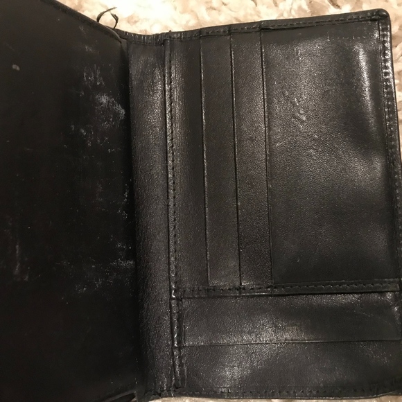 Black vintage GUCCI wallet! - Picture 4 of 8